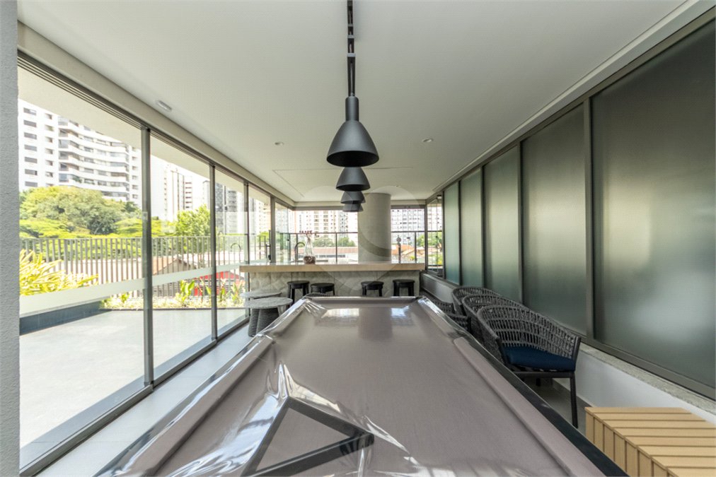 Apartamento à venda com 3 suítes em Campo Belo, São Paulo, SP