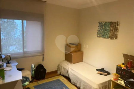 Apartamento para alugar com 4 quartos, sendo 2 suítes, em Vila Andrade, São Paulo, SP