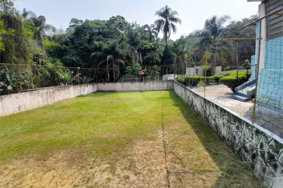 Chácara à venda ou para alugar com 20 quartos, sendo 10 suítes,  em Serra da Cantareira, Mairiporã, SP