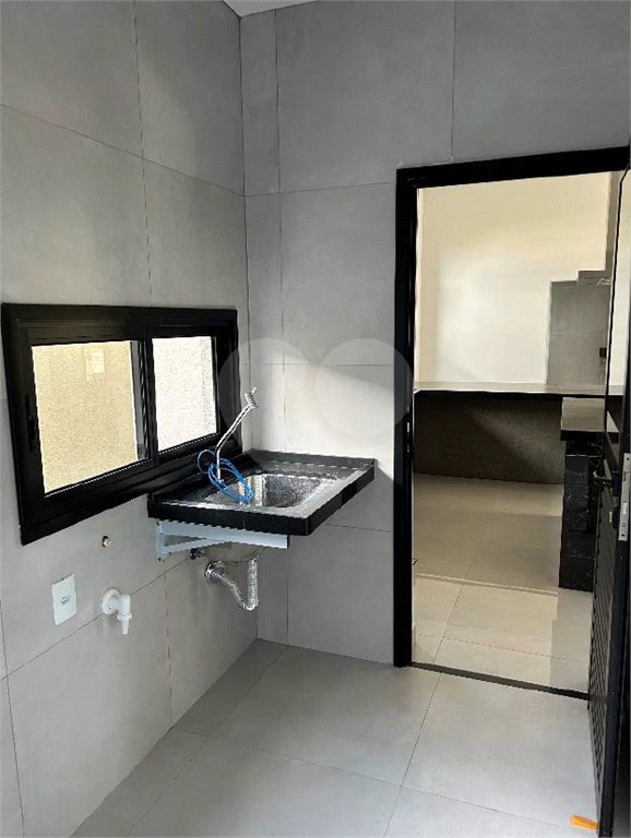 Casa à venda com 3 quartos, sendo 1 suíte, no condomínio Lagos D Icaraí, Salto - SP