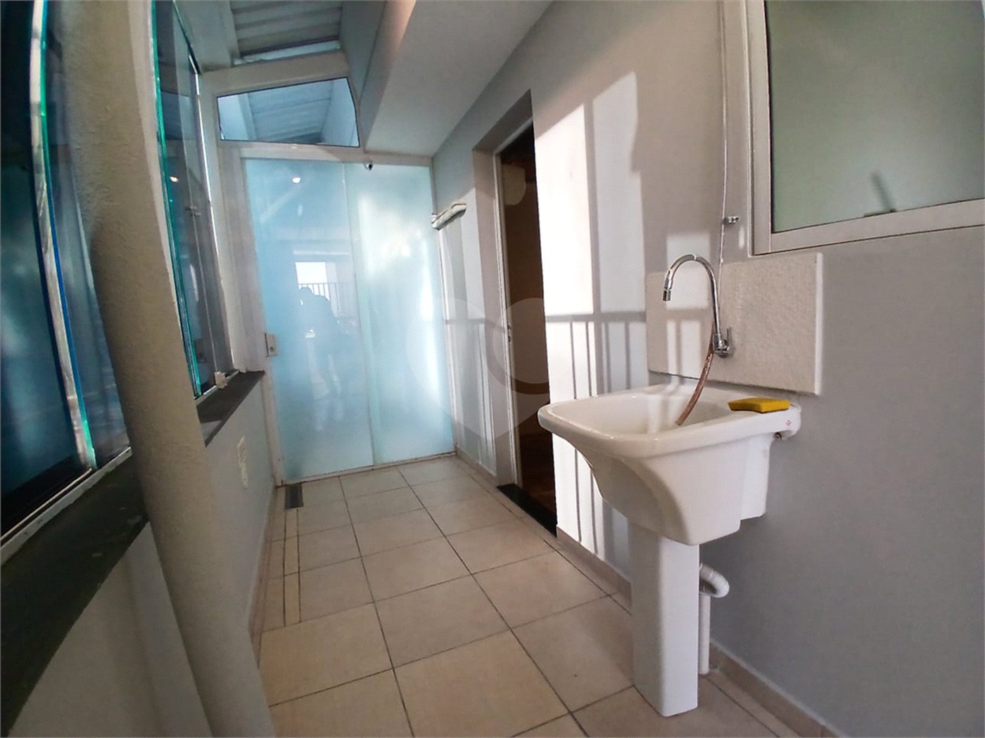 Cobertura à venda com 4 quartos, sendo 3 suítes,  em Cidade São Francisco, São Paulo, SP