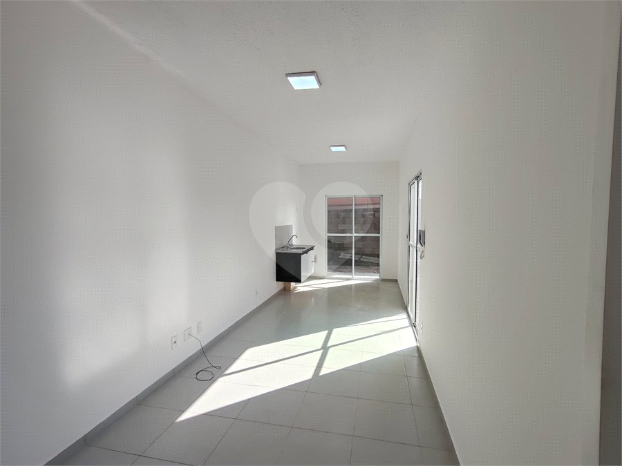 Casa à venda ou para alugar com 2 quartos no condomínio Villagio Allegro, Itapetininga - SP