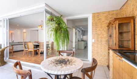 Apartamento à venda com 3 suítes em Campo Belo, São Paulo, SP