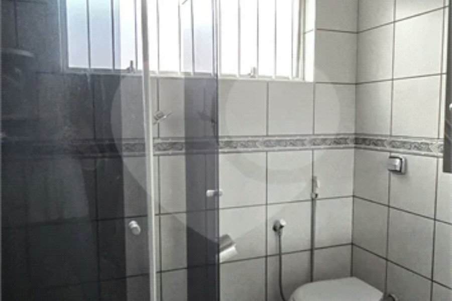 Casa à venda com 3 quartos, sendo 1 suíte, em Morumbi, São Paulo, SP