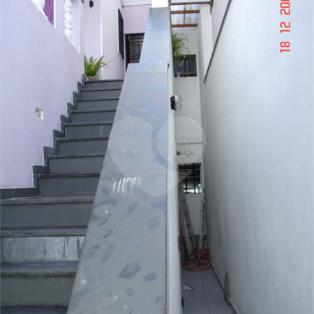 Casa à venda com 4 quartos, sendo 1 suíte, em Vila Paulicéia, São Paulo, SP
