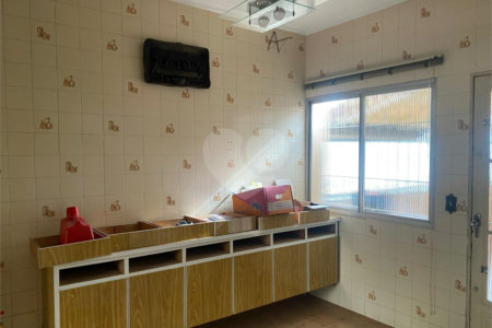 Casa à venda com 5 quartos, sendo 3 suítes, em Vila Rosália, Guarulhos, SP