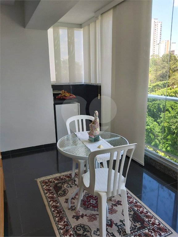 Apartamento à venda com 3 quartos, sendo 2 suítes, em Vila Andrade, São Paulo, SP