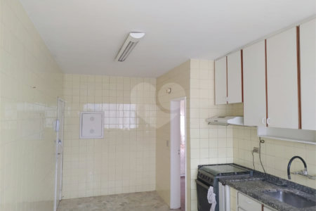 Apartamento à venda com 3 quartos, sendo 1 suíte, em Vila Mariana, São Paulo, SP
