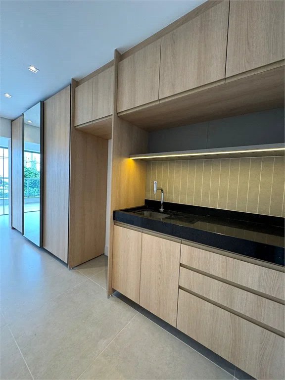 Studio à venda com 1 suíte em Vila Cordeiro, São Paulo, SP