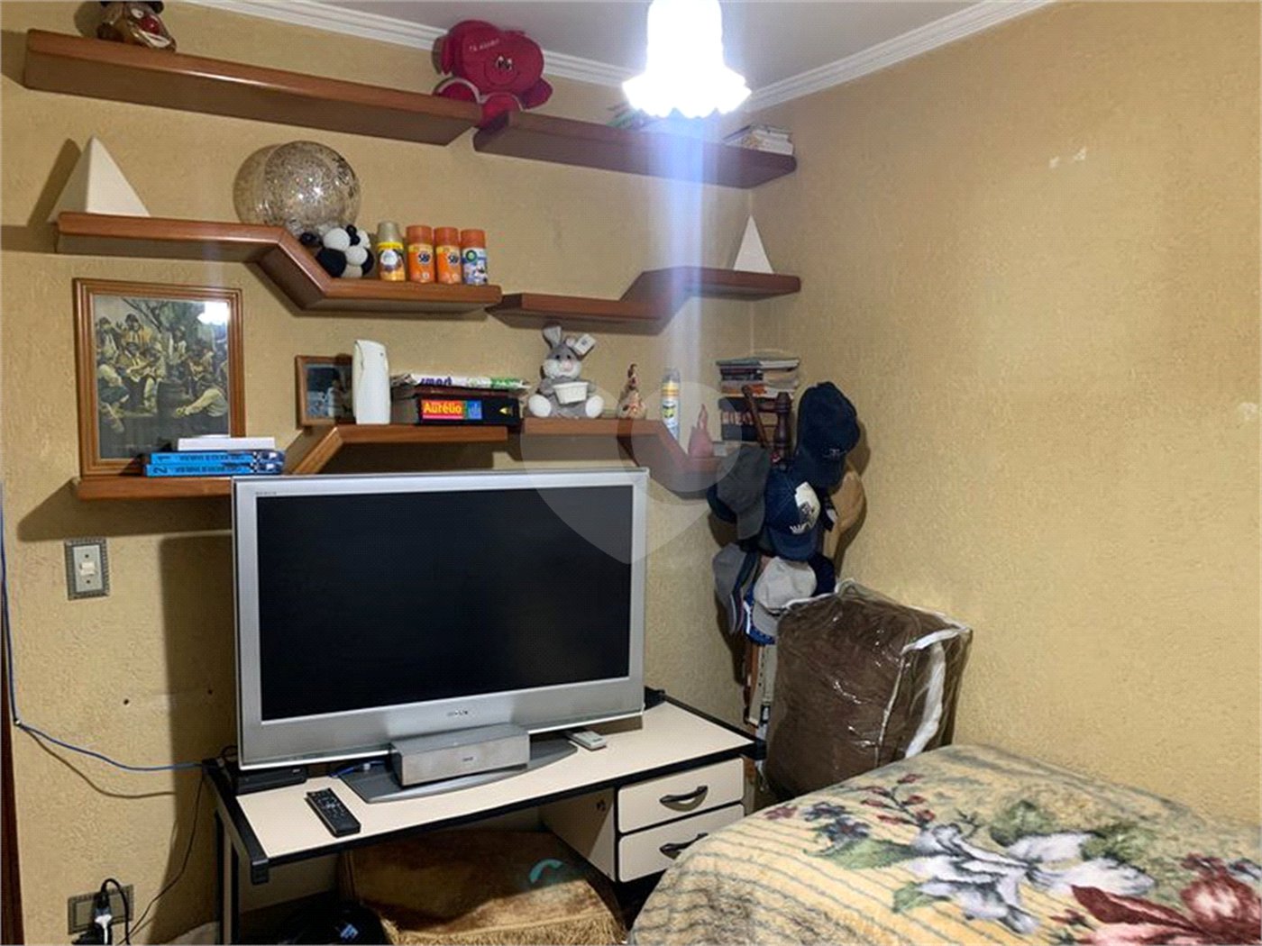 Casa Térrea à venda com 3 quartos, sendo 1 suíte,  em Horto, São Paulo, SP
