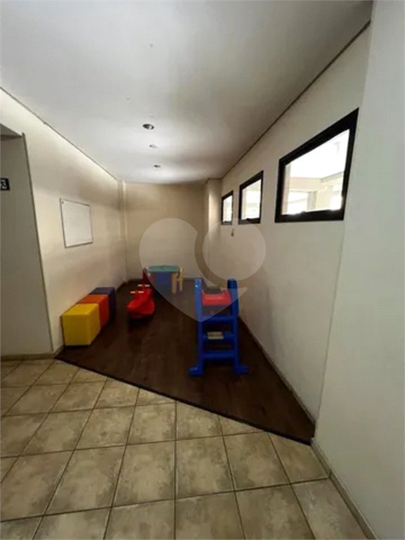 Apartamento à venda com 3 quartos, sendo 1 suíte, em Parque Residencial Aquarius, São José dos Campos, SP