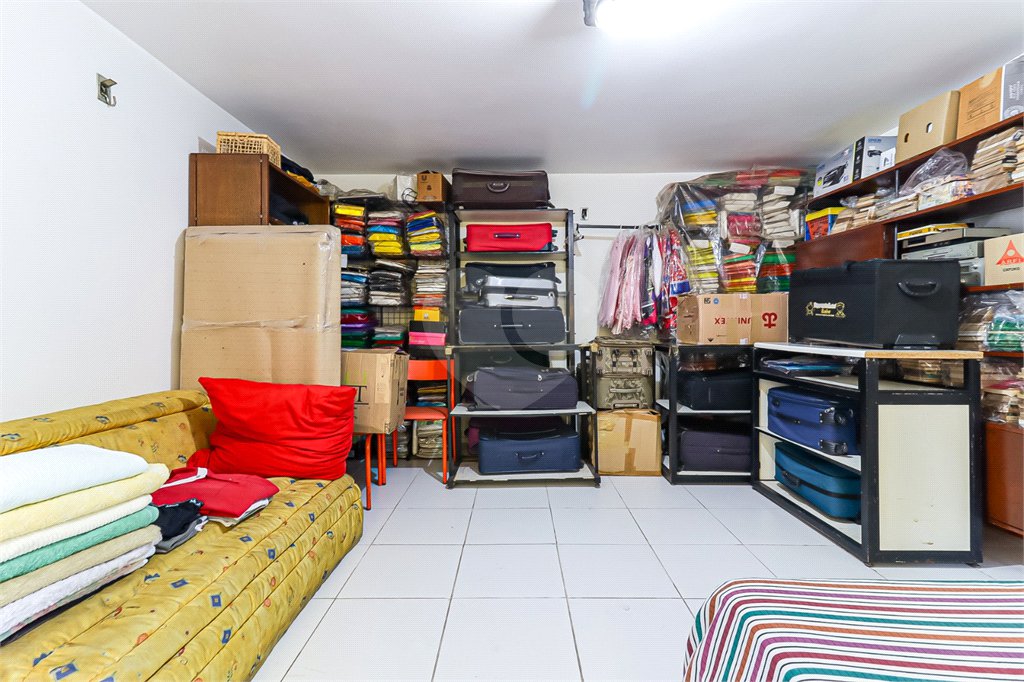 Casa à venda com 3 quartos, sendo 1 suíte, em Mirandópolis, São Paulo, SP