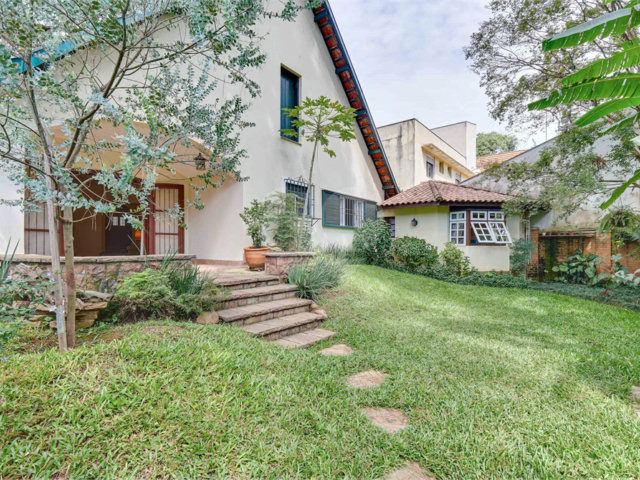 Casa Térrea à venda com 3 quartos em Alto da Boa Vista, São Paulo, SP