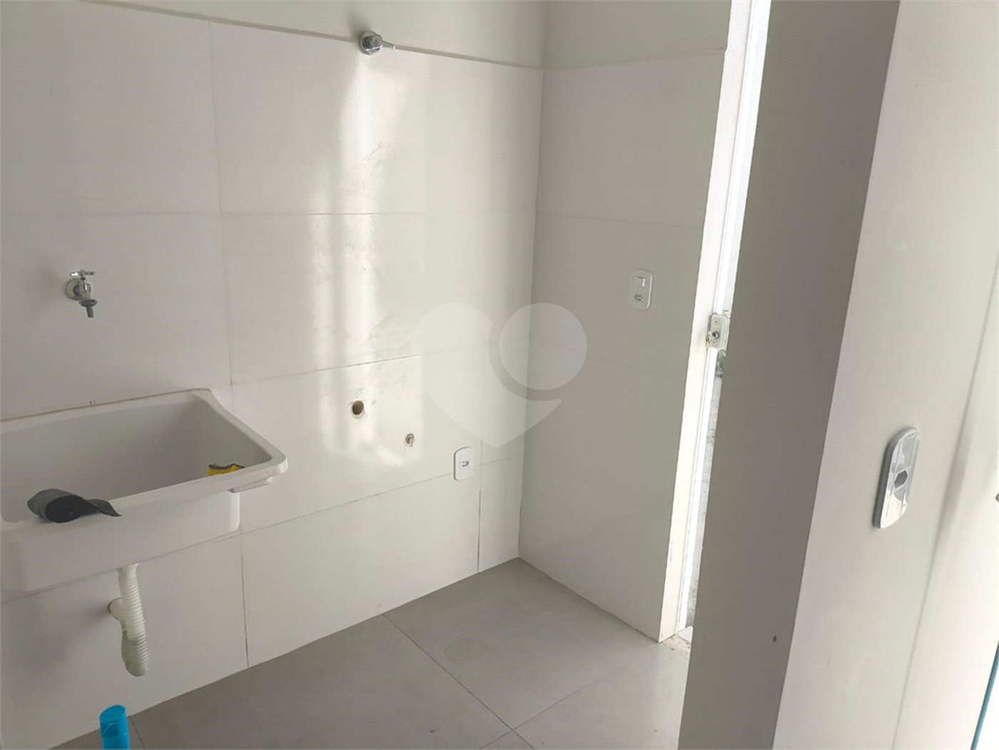 Duplex à venda com 3 quartos, sendo 1 suíte, em Taperapuan, Porto Seguro, BA