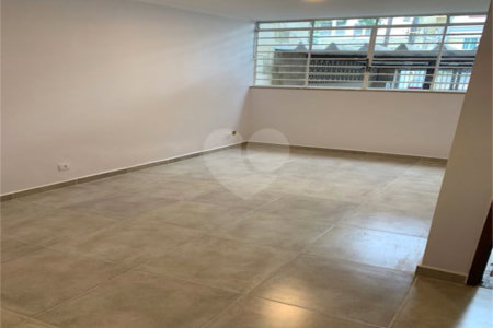 Sobrado à venda com 3 quartos em Brooklin, São Paulo, SP