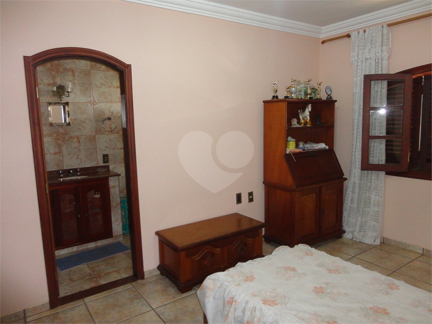 Chácara à venda com 4 suítes em Monte Alegre, Vinhedo, SP