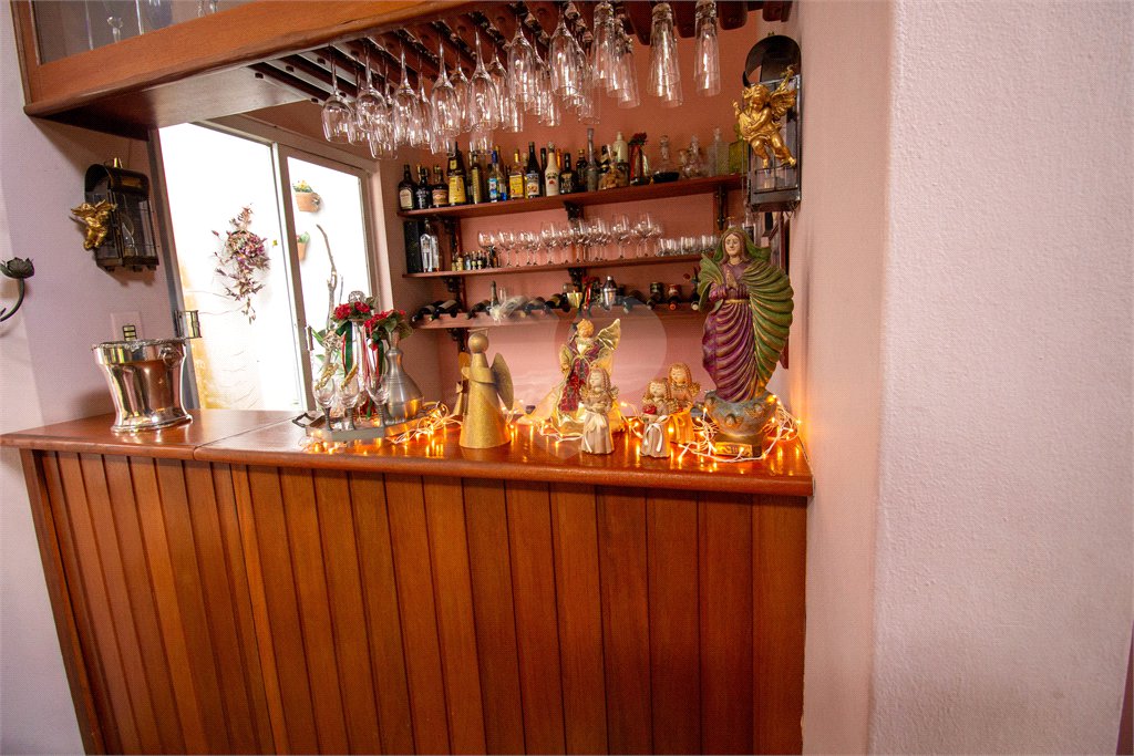 Chácara à venda com 4 quartos, sendo 2 suítes, em Vila Santa Rita, São Roque, SP