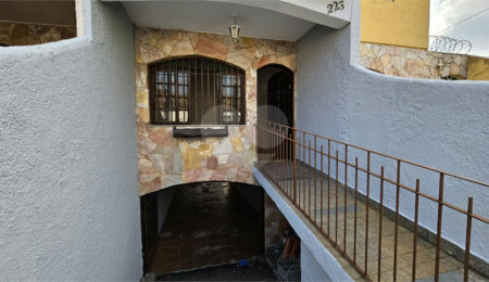 Sobrado à venda com 2 quartos em Vila Clarice, São Paulo, SP