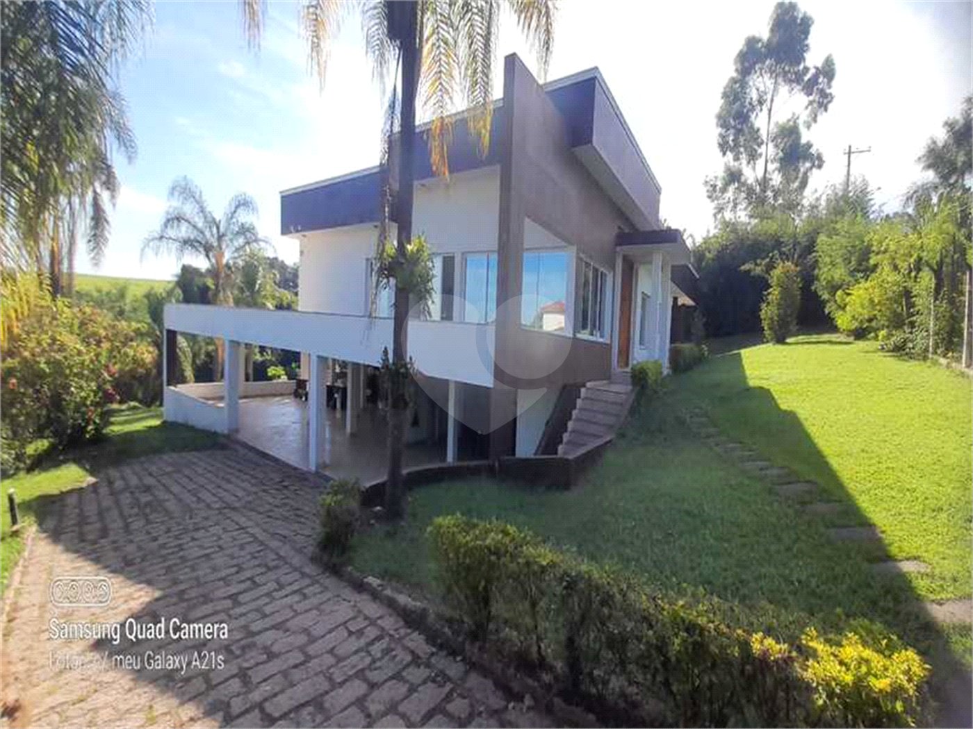 Casa à venda com 4 suítes no condomínio Residencial Vale das Laranjeiras, Indaiatuba - SP