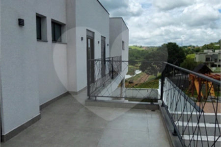 Casa à venda ou para alugar com 4 suítes no condomínio Figueira Garden, Atibaia - SP