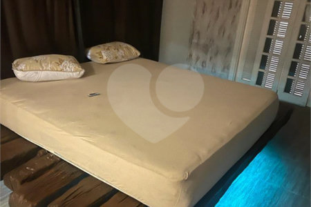 Chácara à venda com 7 quartos, sendo 4 suítes, no Centro, Araçoiaba da Serra, SP