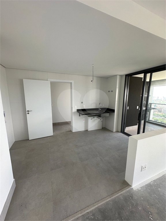 Apartamento à venda com 2 suítes em Jardim Morumbi, São Paulo, SP