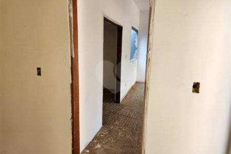 Casa à venda com 5 suítes em Residencial Olivio Benassi, Matão, SP