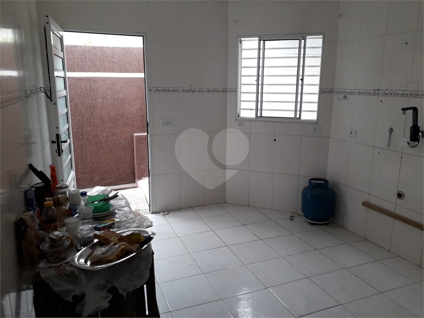 Sobrado à venda com 2 suítes em Tremembé, São Paulo, SP