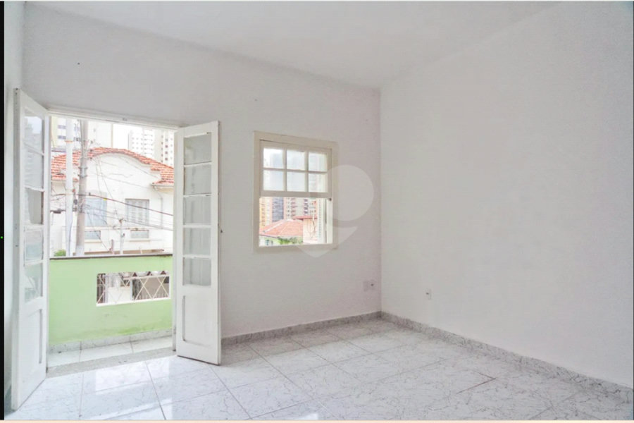 Sobrado à venda com 3 quartos em Santana, São Paulo, SP