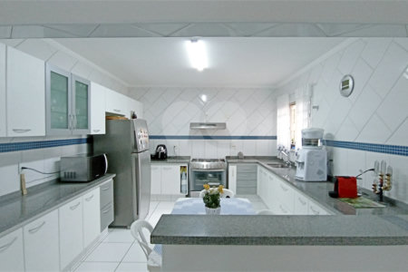 Casa à venda com 5 quartos, sendo 3 suítes, em Nova Vinhedo, Vinhedo, SP