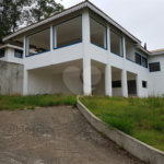 Casa à venda com 4 suítes no condomínio Suíça da Cantareira, Mairiporã - SP