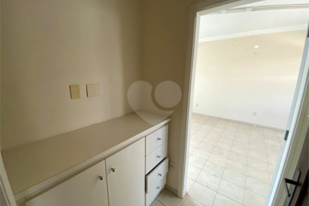 Casa comercial a venda perto da Santa Casa