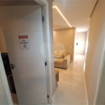 Apartamento totalmente mobiliado com 2 dormitórios, 1 vaga