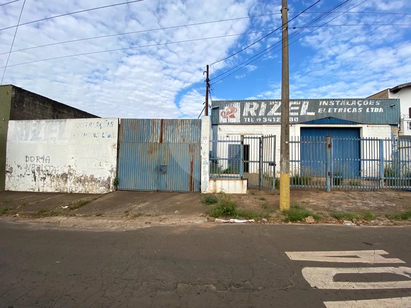 Terreno e Barracão comercial à venda ou locação, no bairro Santa Rosa - Piracicaba/SP.