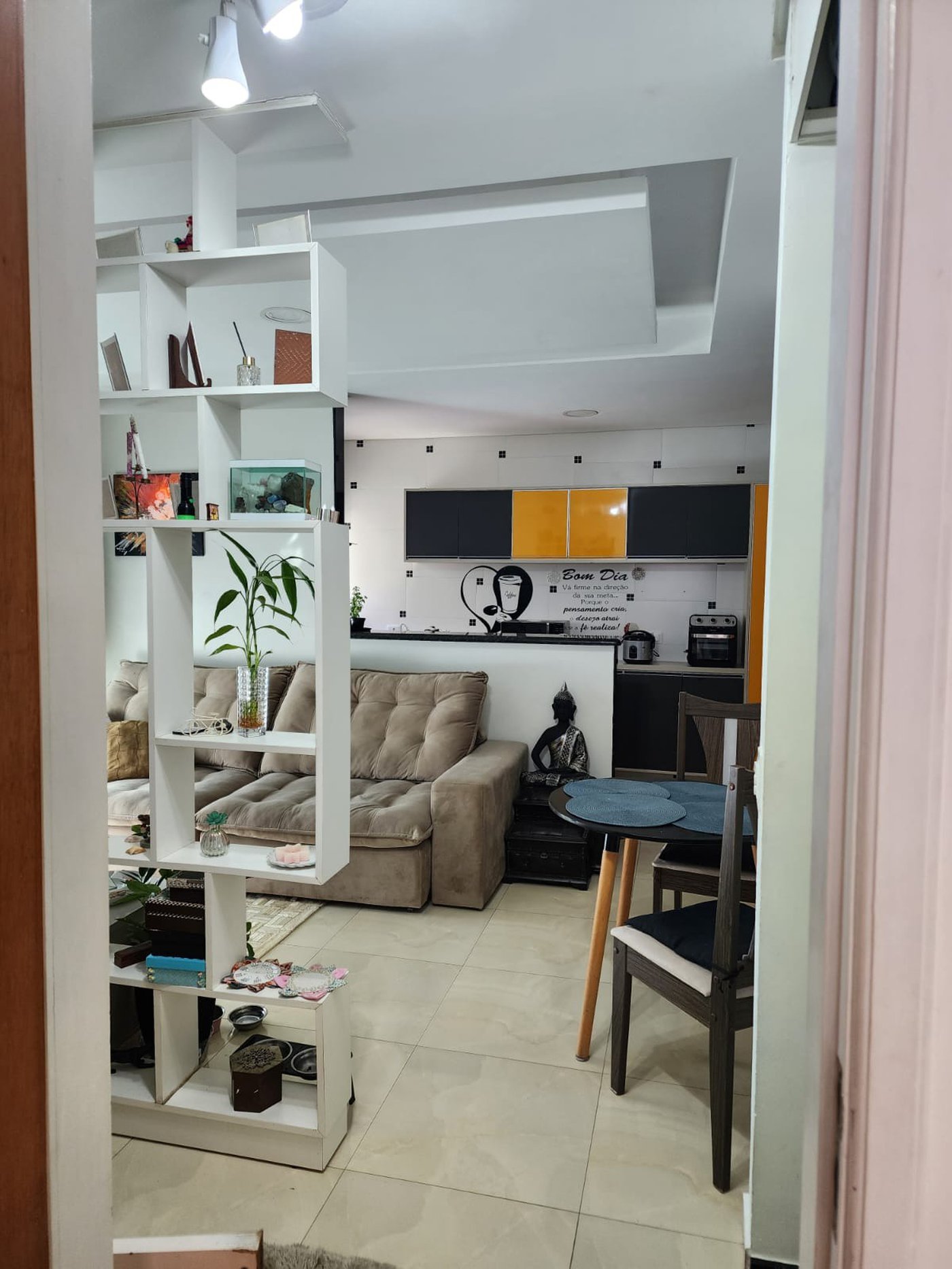 Casa à venda com 3 quartos, sendo 1 suíte, em Canto do Forte, Praia Grande - SP