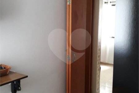 Casa à venda com 2 suítes no condomínio martinha, São Paulo - SP