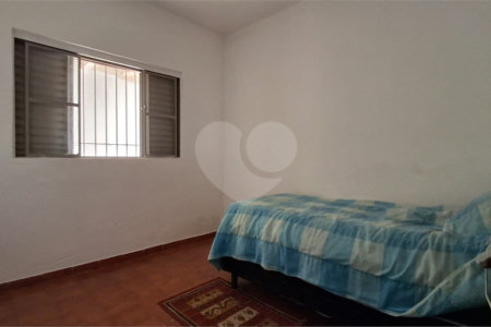 Casa de Vila à venda com 2 quartos em Vila Dylze, Votorantim, SP
