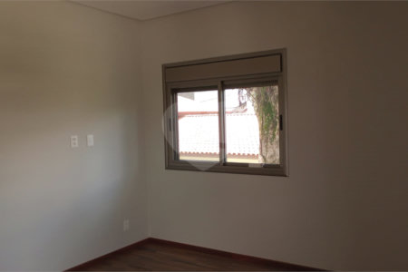 Casa à venda com 4 suítes no condomínio Estância Marambaia, Vinhedo - SP