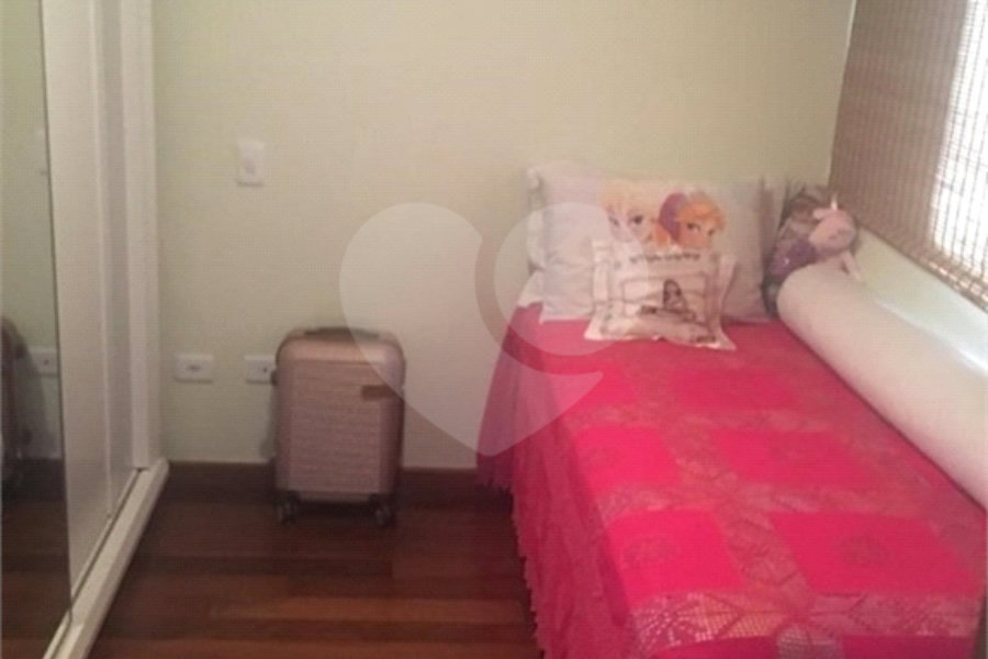 Sobrado à venda com 3 suítes em Vila Guilherme, São Paulo, SP