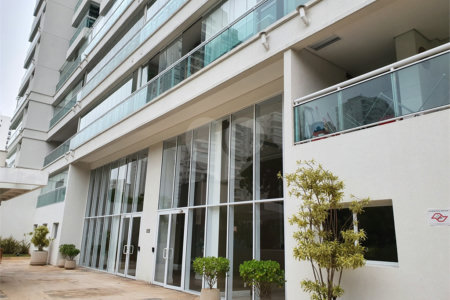 Apartamento à venda com 2 quartos, sendo 1 suíte, em Alto da Boa Vista, São Paulo, SP