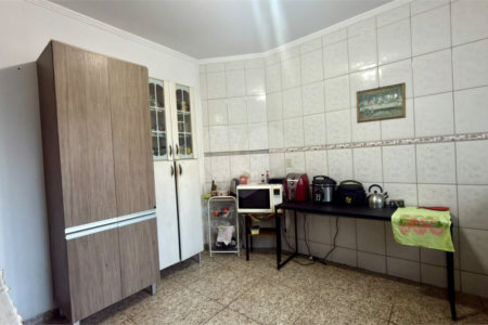 Sobrado à venda com 4 quartos, sendo 1 suíte, em Jardim Wanel Ville V, Sorocaba, SP