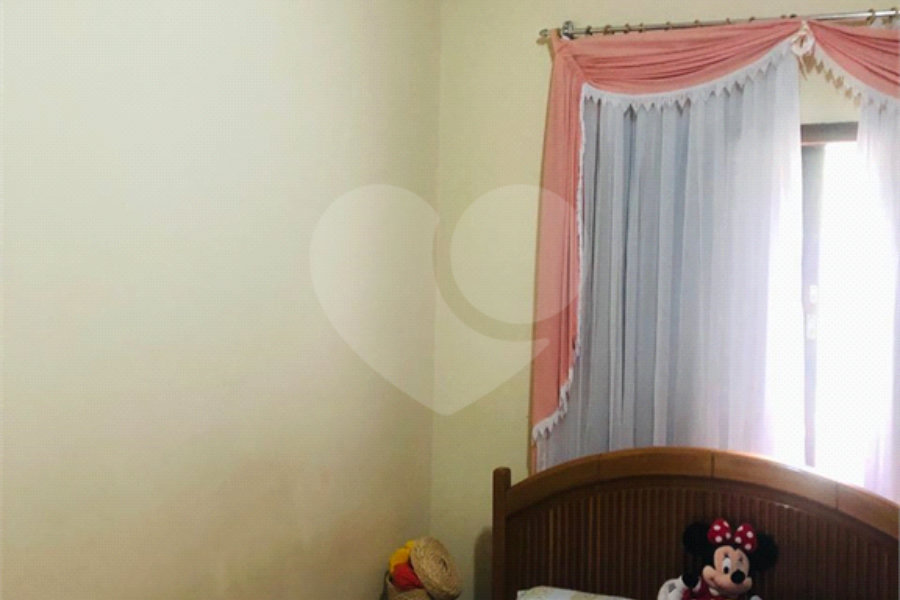 Casa à venda com 3 quartos, sendo 1 suíte, em Horto, São Paulo, SP