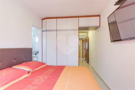 Apartamento à venda com 3 quartos, sendo 1 suíte, em Alto da Boa Vista, São Paulo, SP