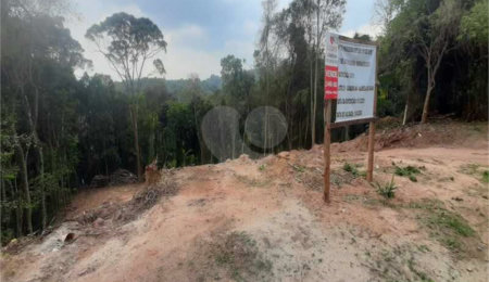 Terreno à venda no condomínio Alpes da Cantareira, Mairiporã - SP