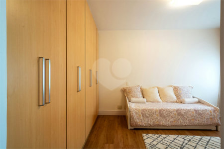 Apartamento à venda com 4 suítes em Jardim Marajoara, São Paulo, SP