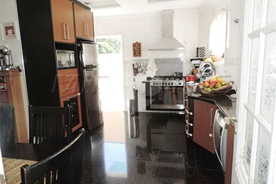Casa à venda com 4 suítes em Jardim Floresta, São Paulo, SP
