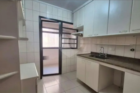 Apartamento à venda com 3 quartos, sendo 1 suíte, em Jardim das Vertentes, São Paulo, SP