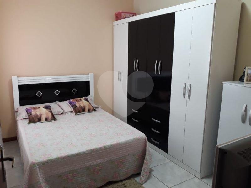 Sobrado à venda com 3 quartos, sendo 1 suíte,  em Chácara Jafet, Mogi das Cruzes, SP