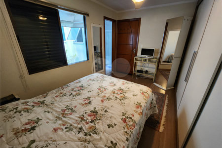 Casa à venda com 4 quartos, sendo 3 suítes,  em Vila Rosália, Guarulhos, SP