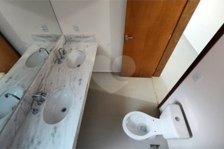 Casa à venda com 4 suítes no condomínio Santa Isabel I, Louveira - SP